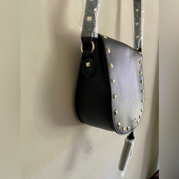NWT Victoria’s Secret Black Gold Studded Crossbody Saddle Bag Purse - Picture 4 of 16